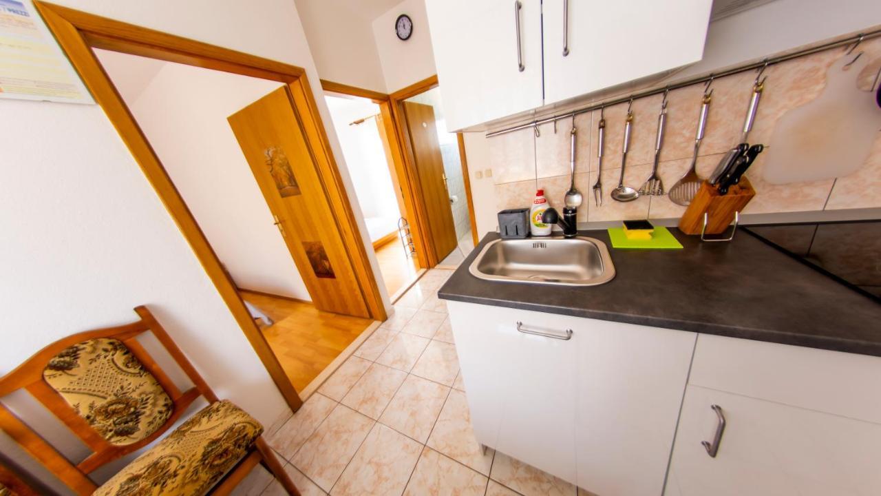 Planikovica Apartments Trogir Eksteriør bilde
