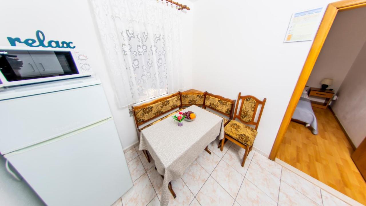 Planikovica Apartments Trogir Eksteriør bilde